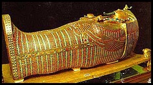 29. feretro de Tutankamon.jpg
